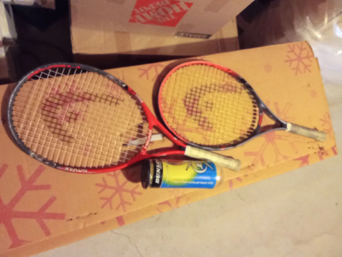 JUNIOR Tennis Rackets 25" and 30 Beginner balls & FREE Bags image indicator(2)