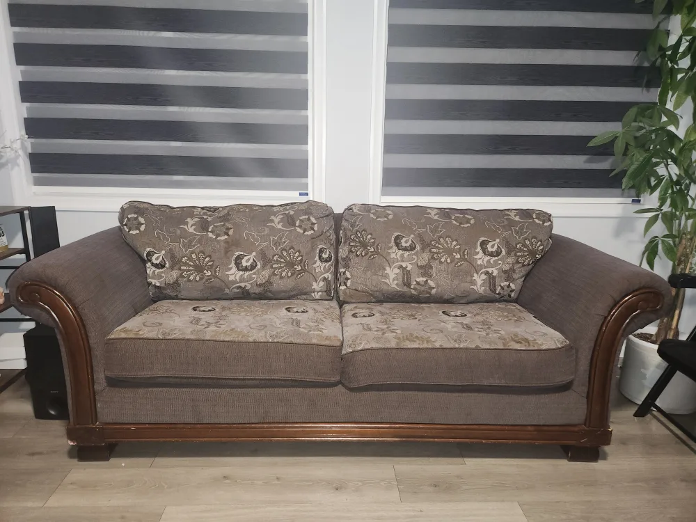 Floral Patterned Loveseat