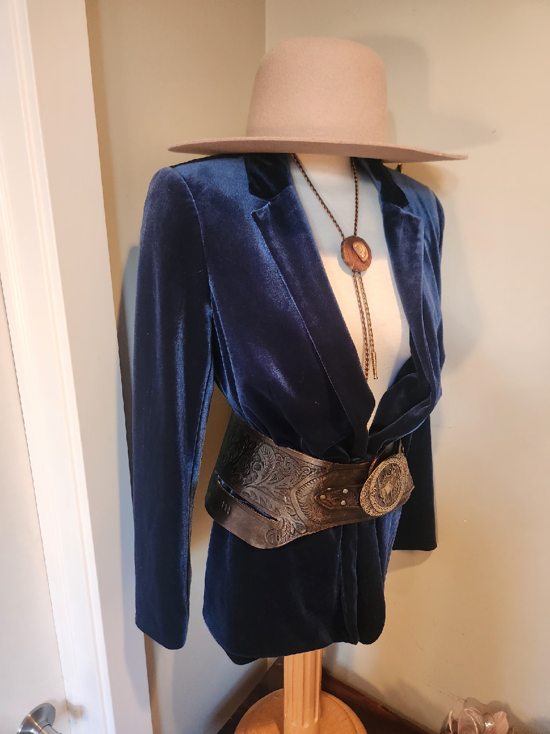 Vintage Blue Velvet Blazer size 16/18 belt not for sale