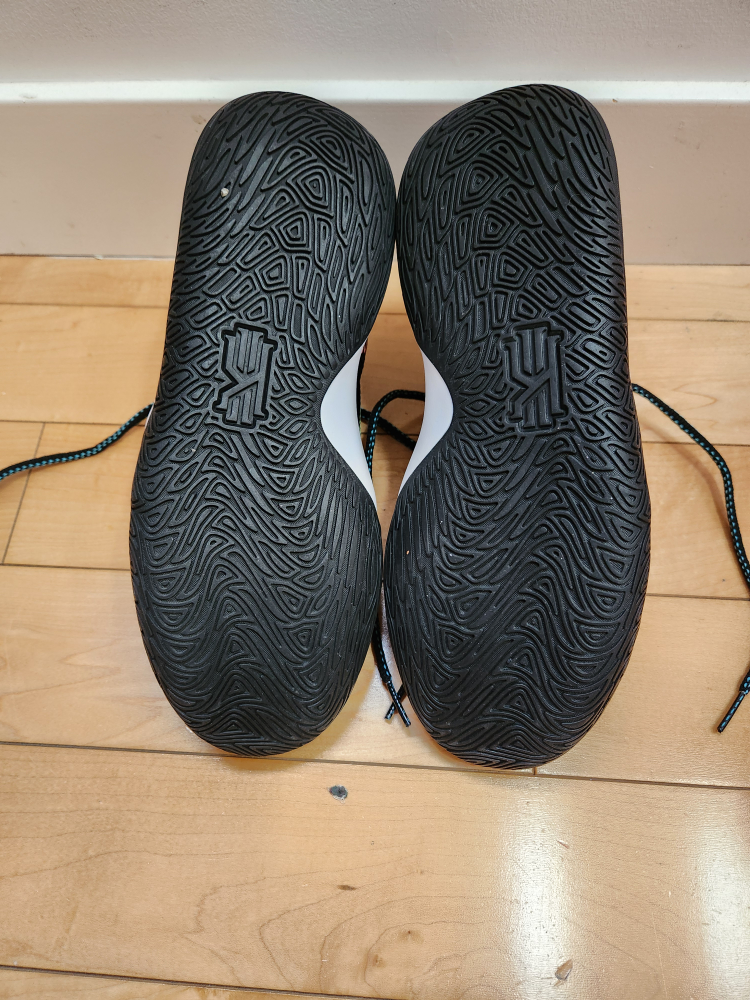 Nike Kyrie Flytrap 4 Shoes Black Lime Glow - Size 6 (Youth) - photo 5