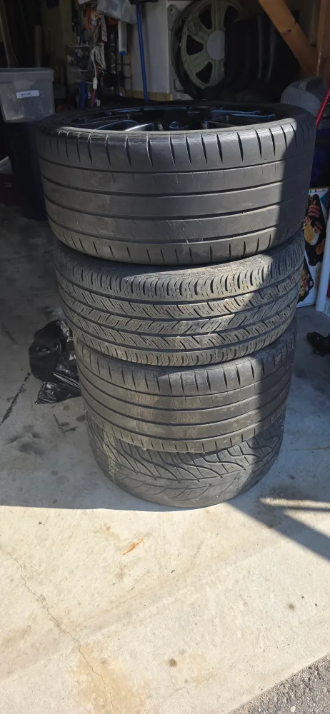 Michelin Pilot Sport 4S Tires with Enkei Rims image indicator(2)