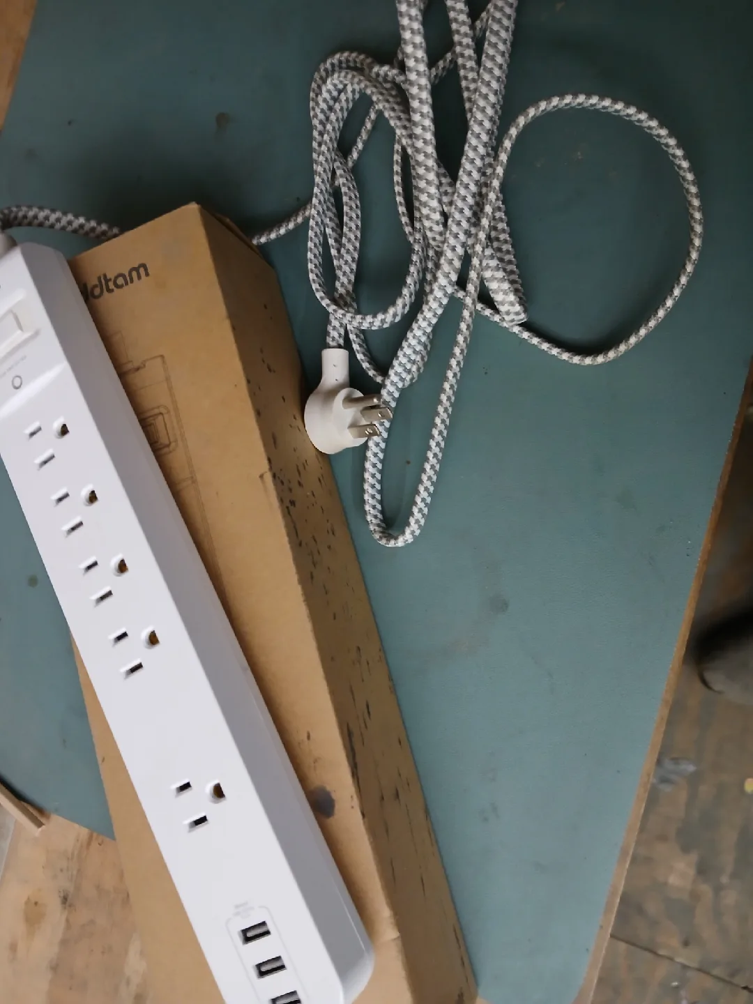 New Addtam Power Strip - 2 Pack image indicator(3)