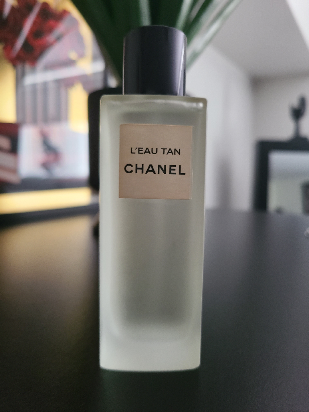 Chanel L'Eau Tan Refreshing Self-Tanning Body Mist