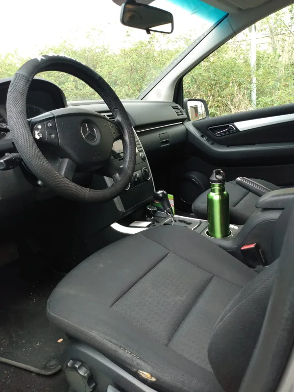 Mercedes-Benz B 200 image indicator(2)