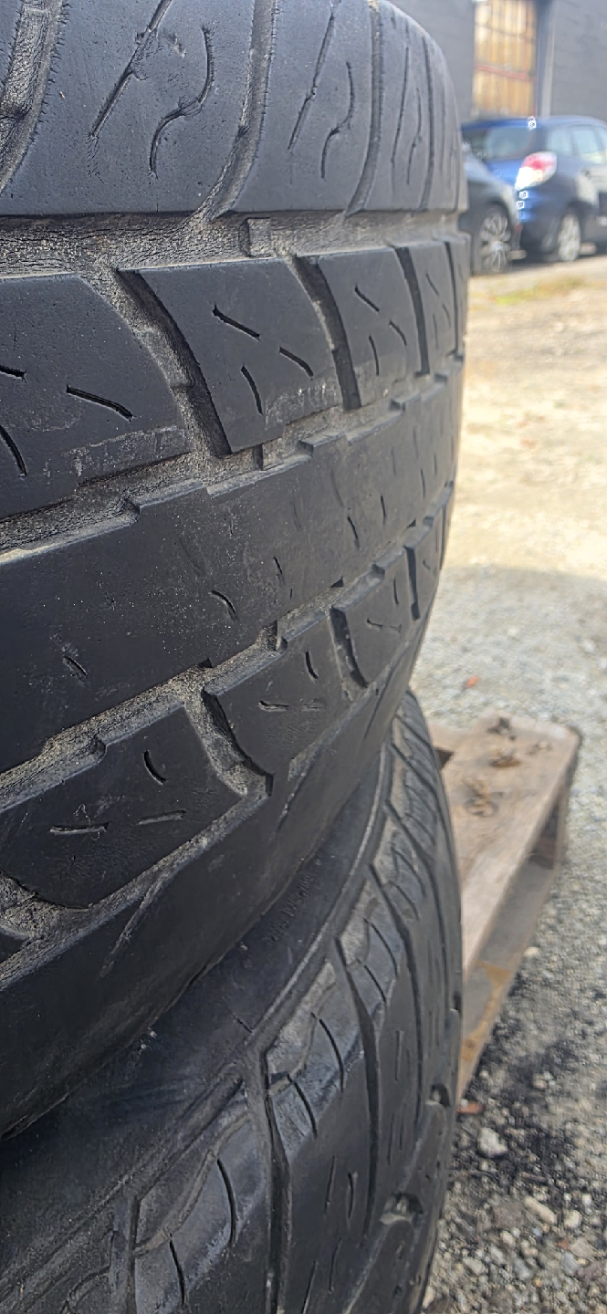 Set of 4 All Terrain Tires LT245/70R16 - photo 3