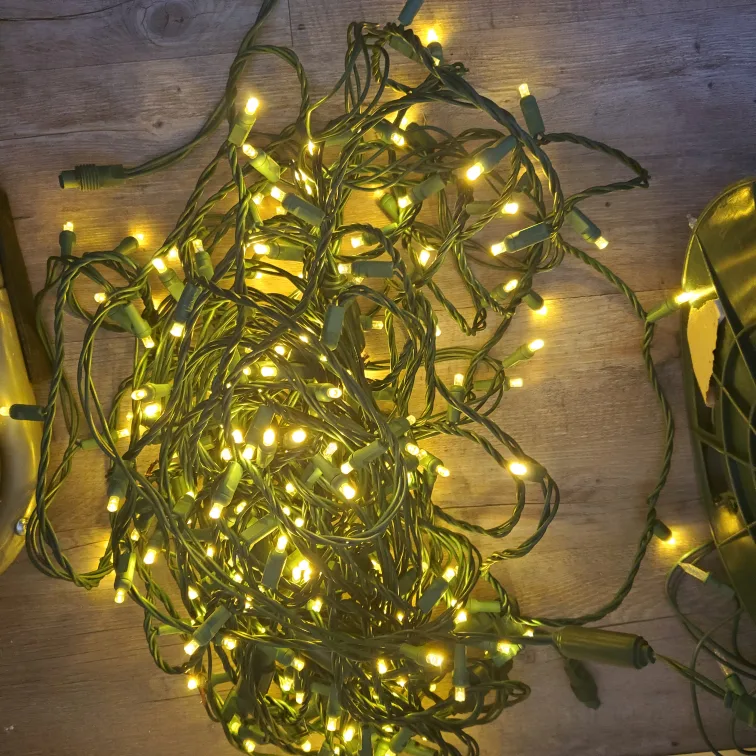 Christmas String Lights, Green Wire image indicator(4)