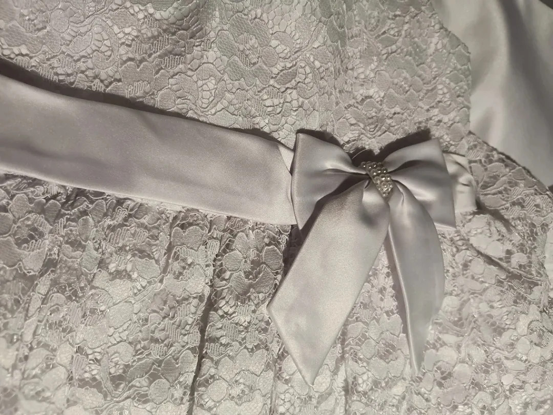 American Princess White Lace Dress - Size 7 image indicator(9)