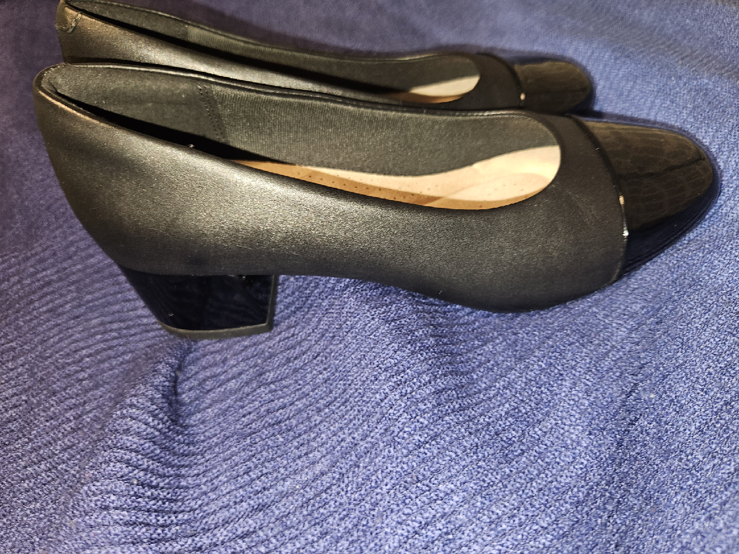 brand new black leather shoes Clarks size 6 - photo 4