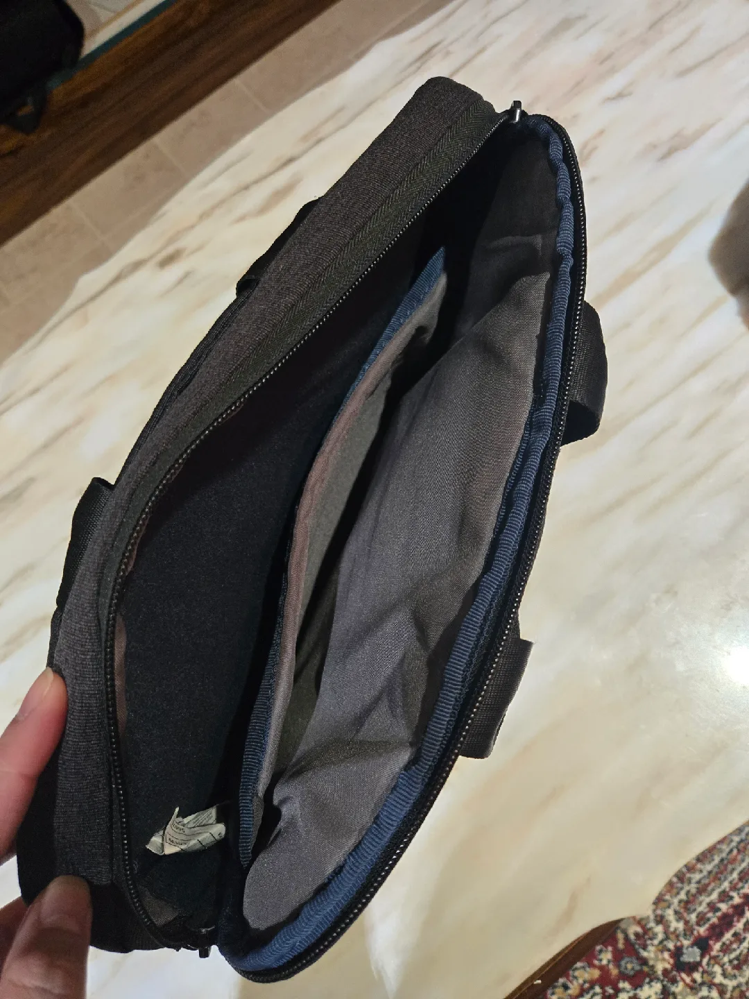 Targus Laptop Bag - Black image indicator(2)