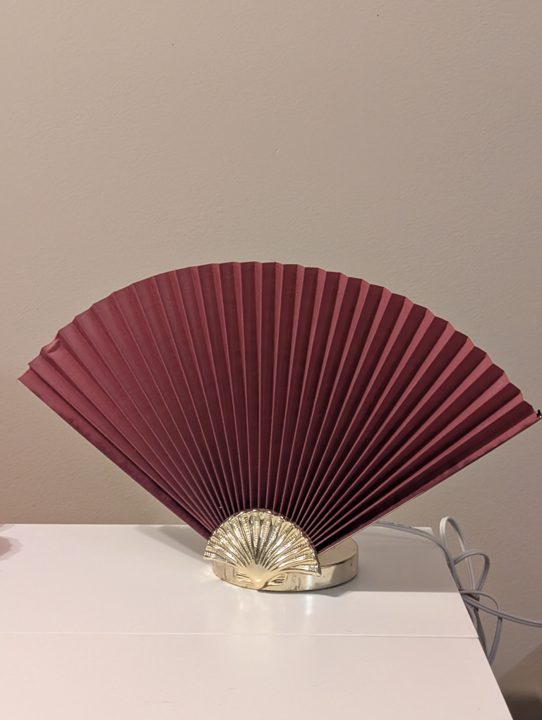 Fan Shaped Table Lamp
