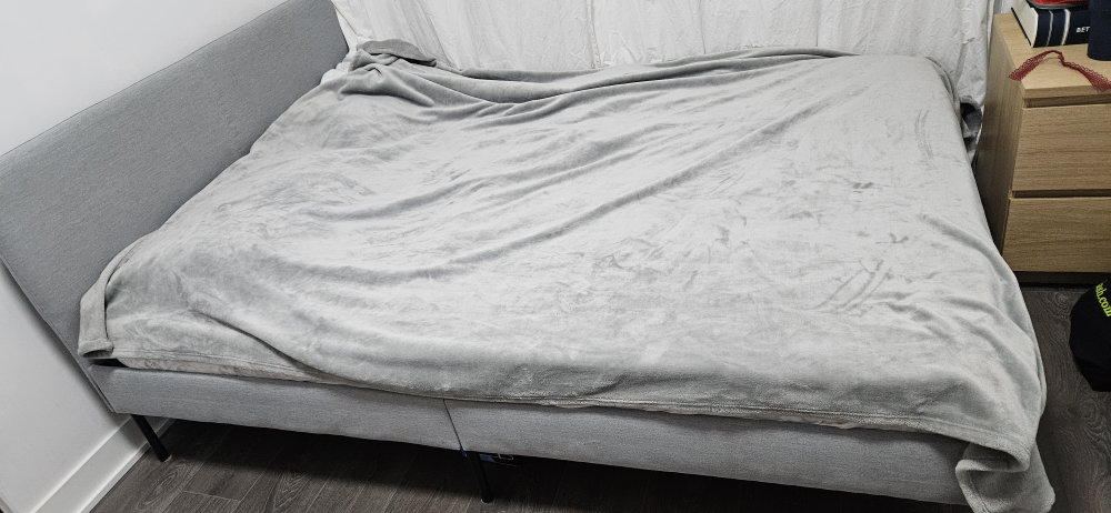 Upholstered bed frame - Full bed