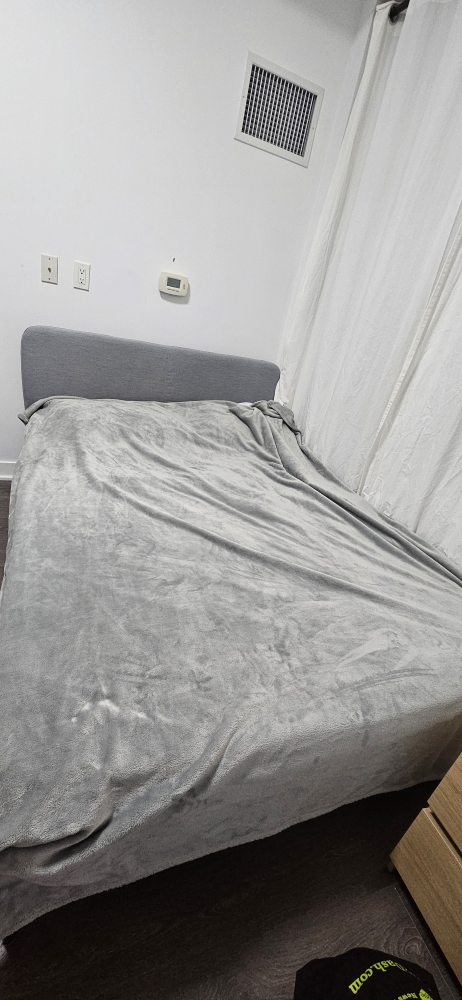 Upholstered bed frame - Full bed - photo 3