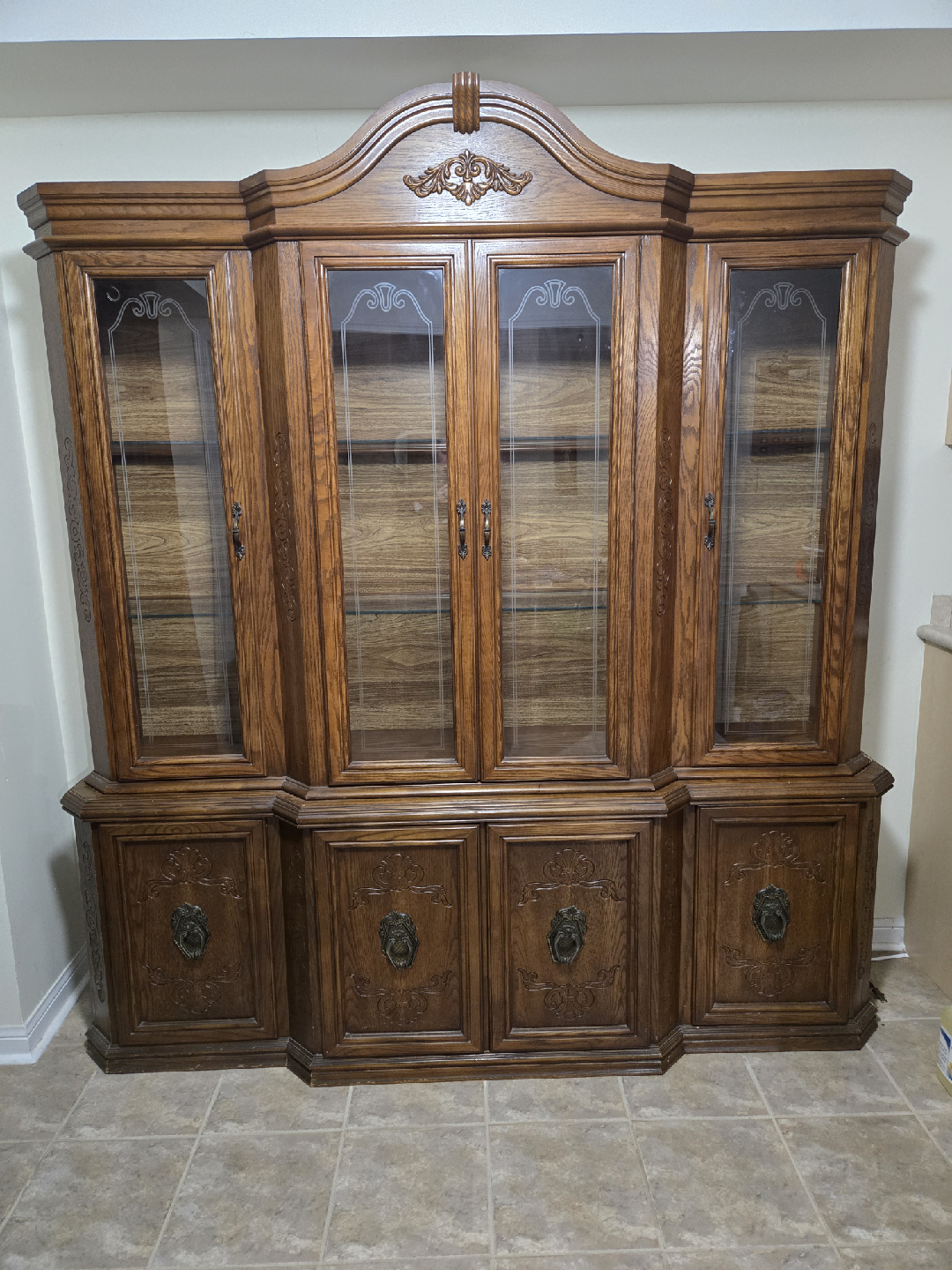 🪞 FREE Solid Wood China Cabinet – Can Deliver Today if Nearby!