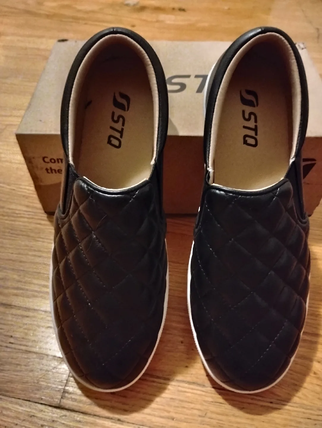 STQ Black Quilted Slip-On Sneakers with Box thumbnail