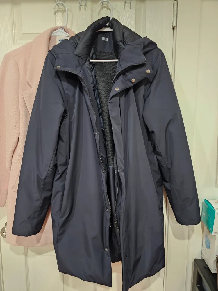 Uniqlo Padded Coat - Size Mens Small 🥕