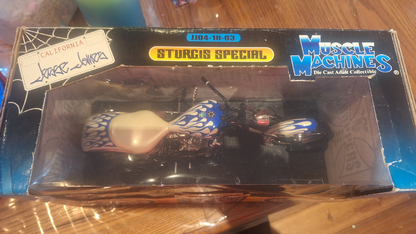West Coast Choppers Sturgis Special Muscle Machines - photo 2