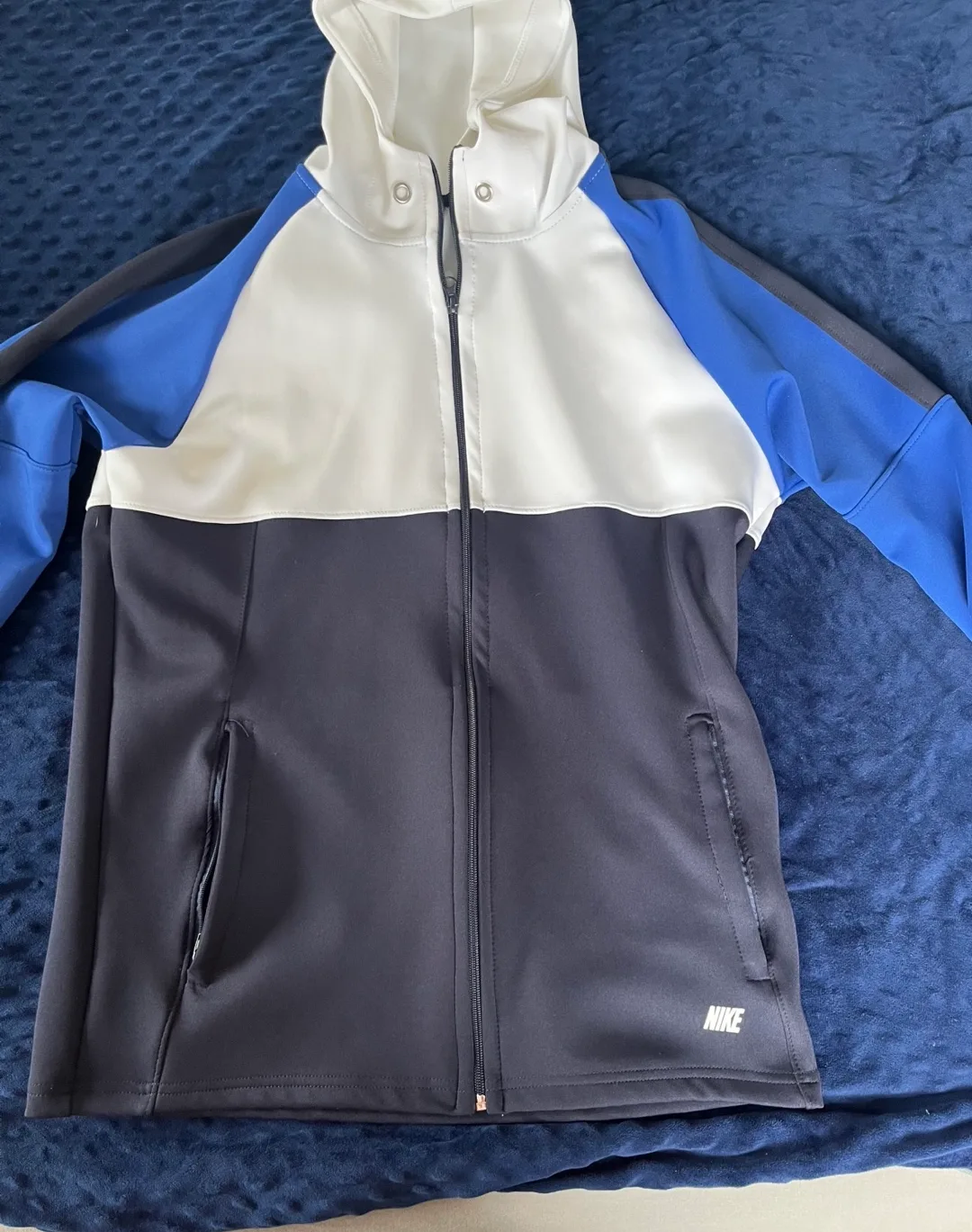 Nike Full Zip Hoodie - Like New image indicator(2)