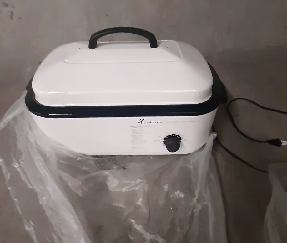Toastmaster Roaster Oven - New in Package thumbnail