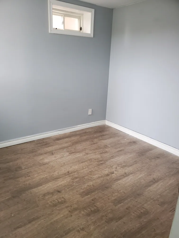 walk out basement for rent image indicator(10)