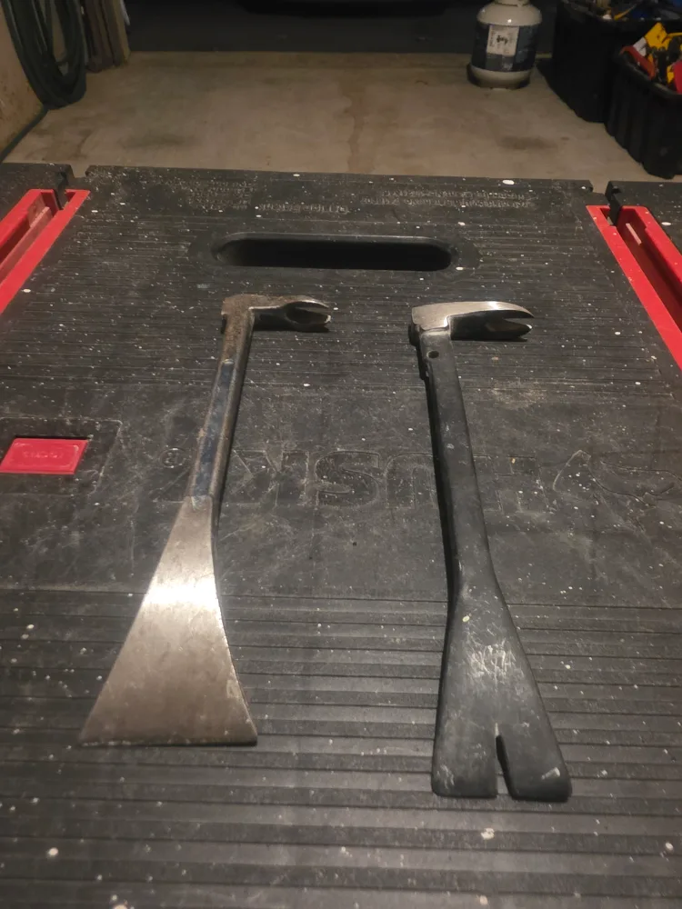 Two Used Pry Bars thumbnail