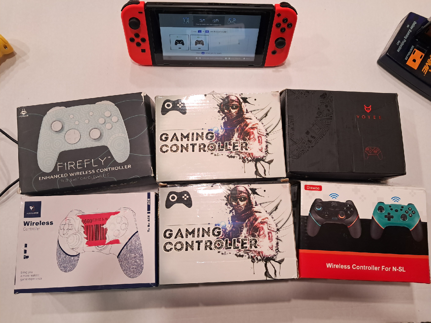 Nintendo switch controllers $25 each - photo 2