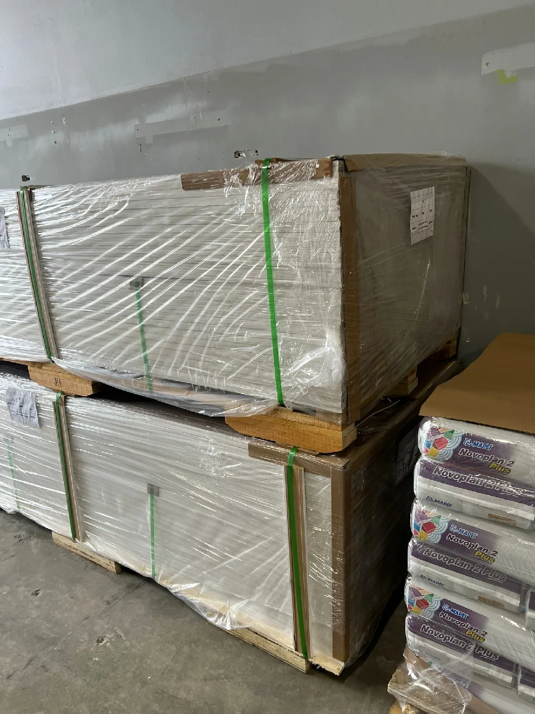 baseboard trim/door casing