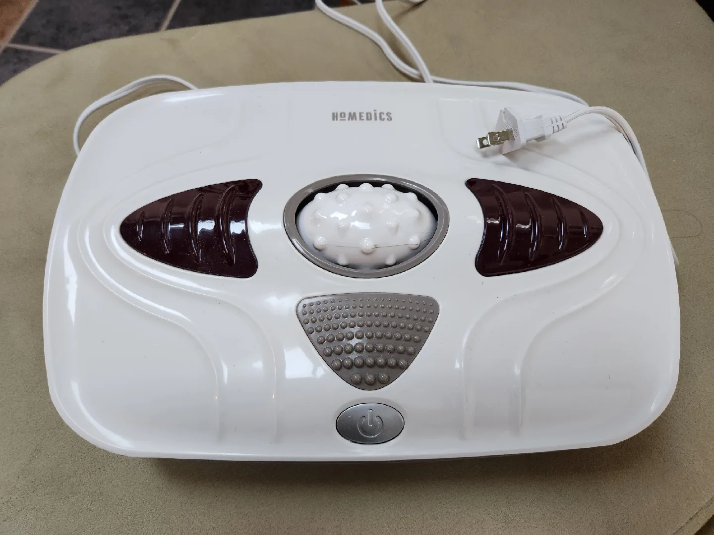 Homedics Vibration Foot Massager with Heat image indicator(2)