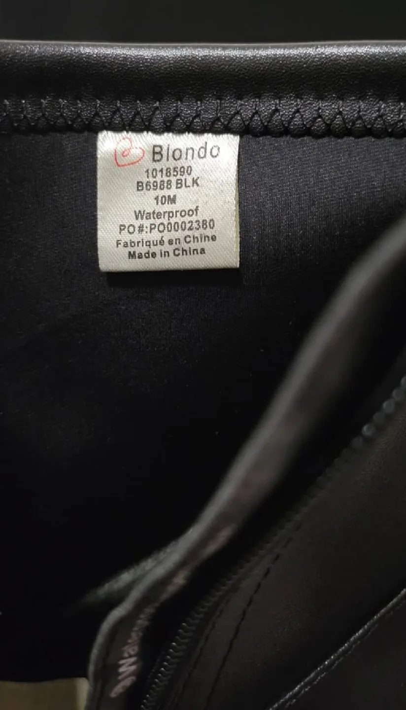 Blondo Black Leather Waterproof Booties image indicator(7)