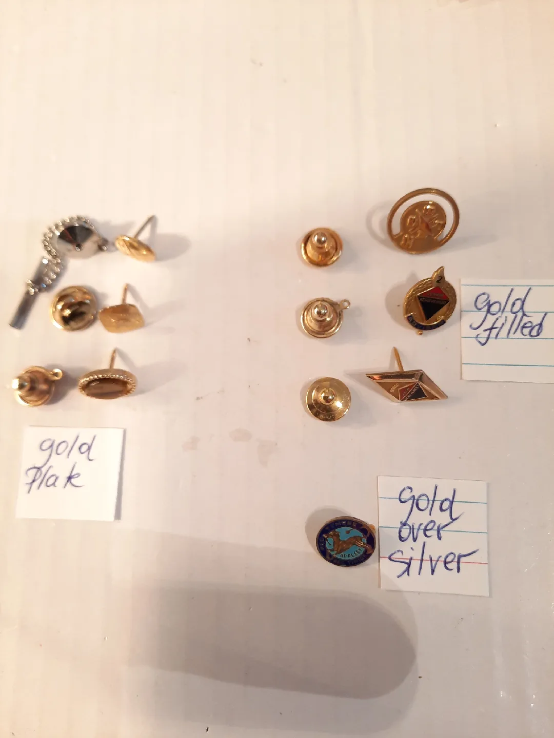 Vintage Gold Plated/Filled Lapel Pins image indicator(2)