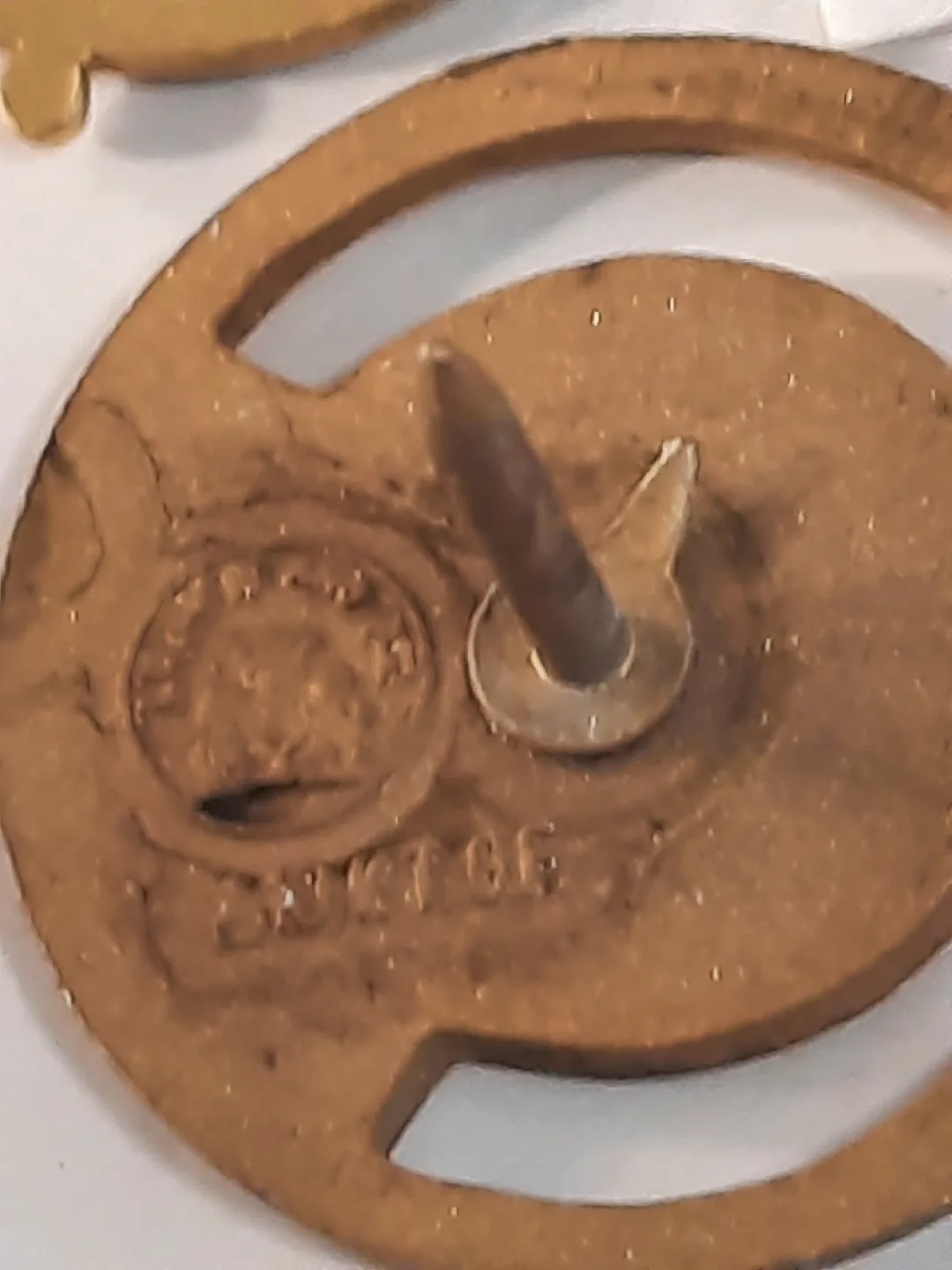 Vintage Gold Plated/Filled Lapel Pins image indicator(8)