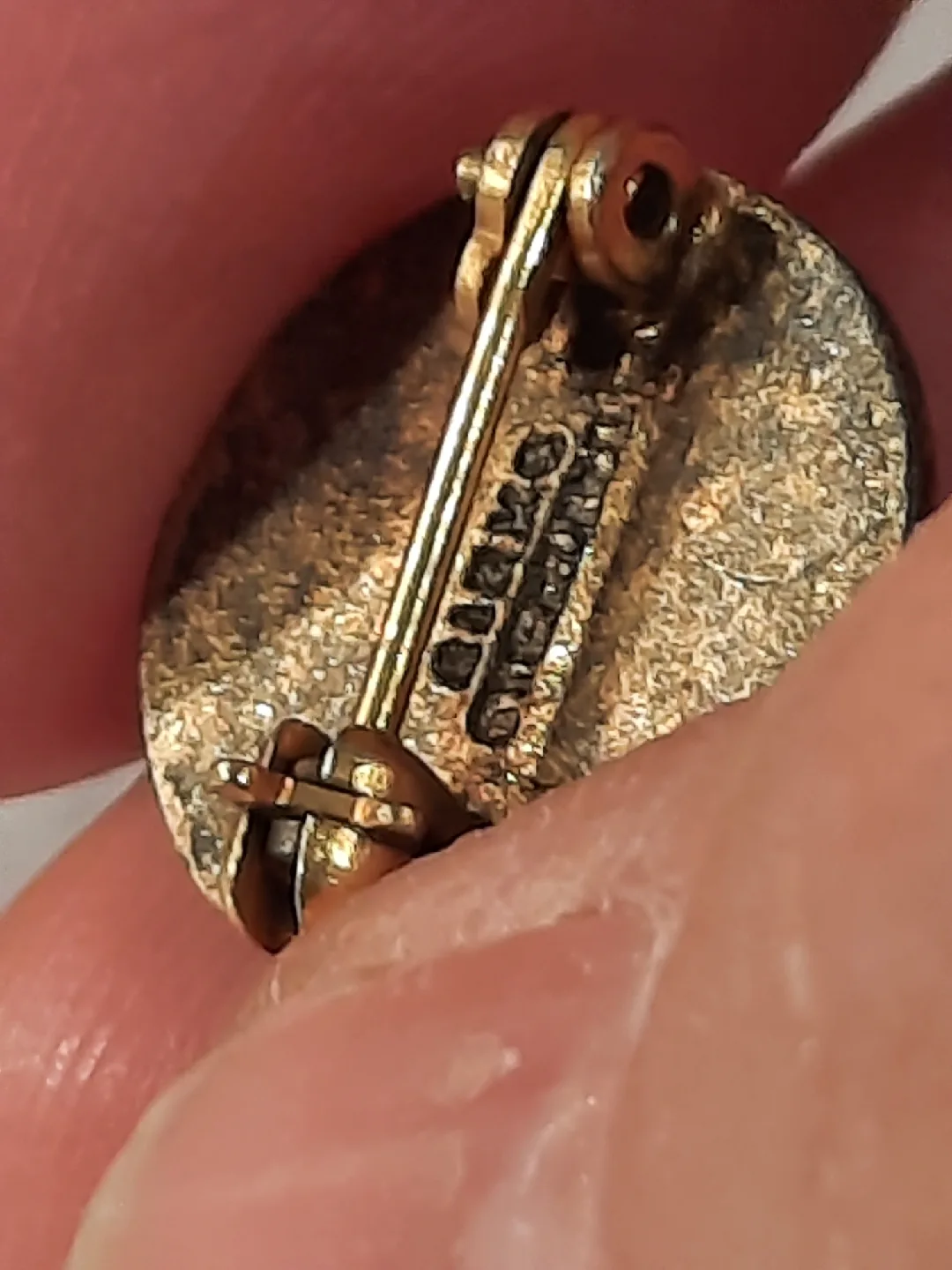 Vintage Gold Plated/Filled Lapel Pins image indicator(10)