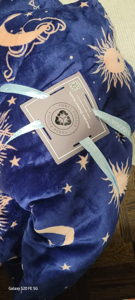 Three Poodle Wearable Blanket Hoodie thumbnail