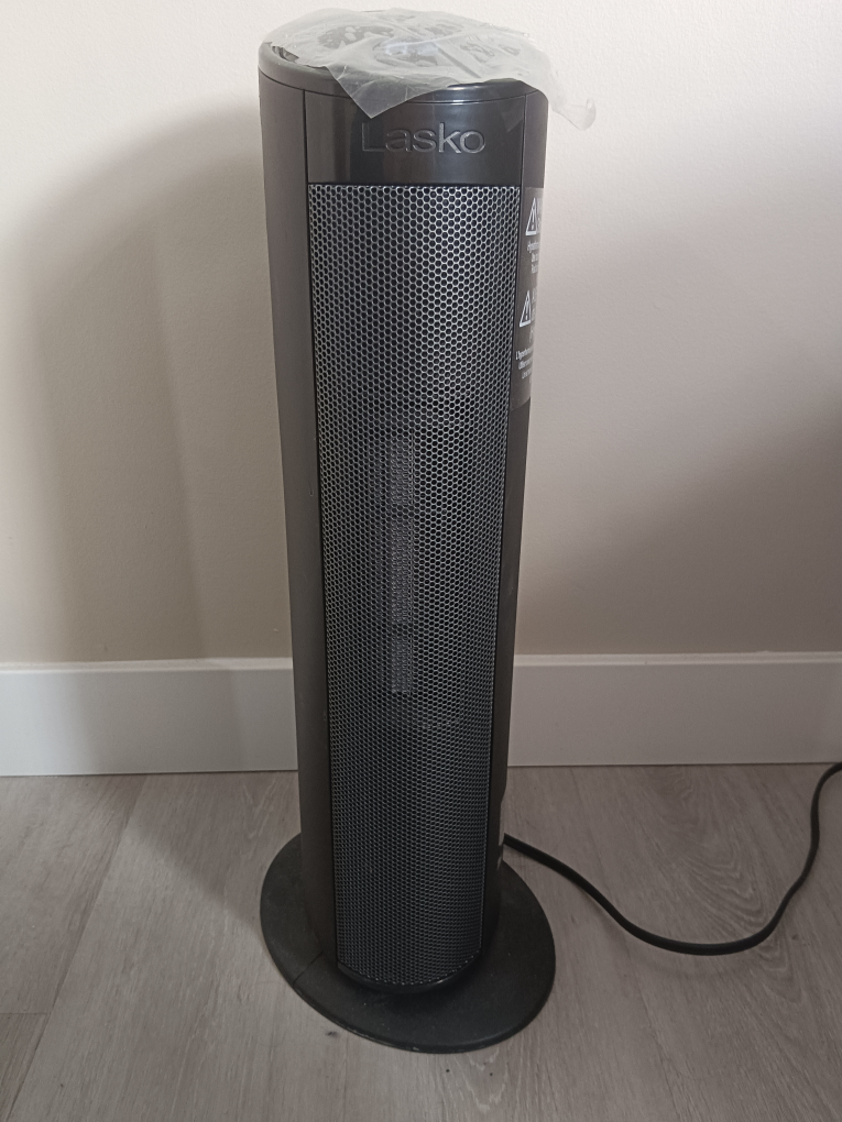 Lasko Digital Ceramic Tower Full Room Heater CT22498C - photo 5