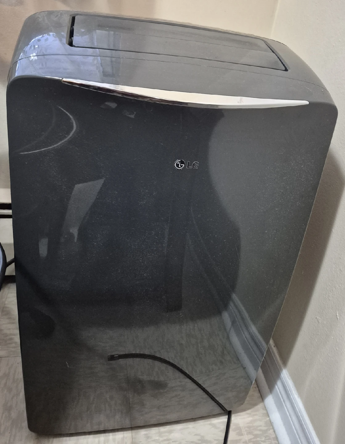 LG 12,000 BTU Portable Air Conditioner - photo 5