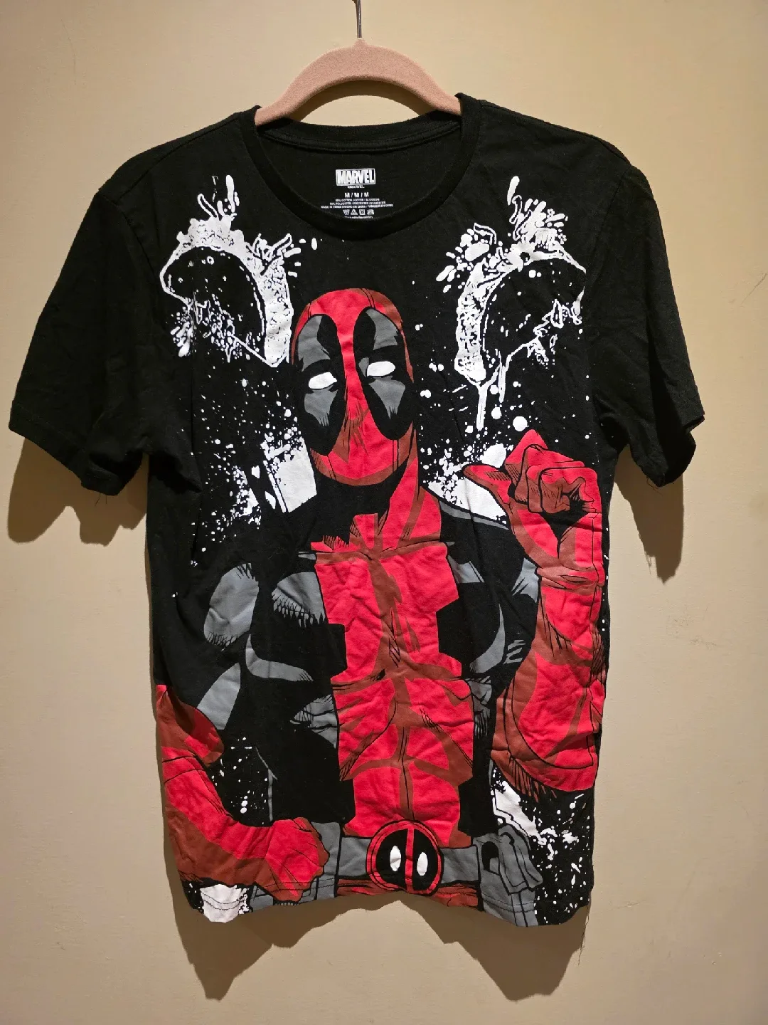 Marvel Deadpool Graphic T-Shirt - Size M thumbnail
