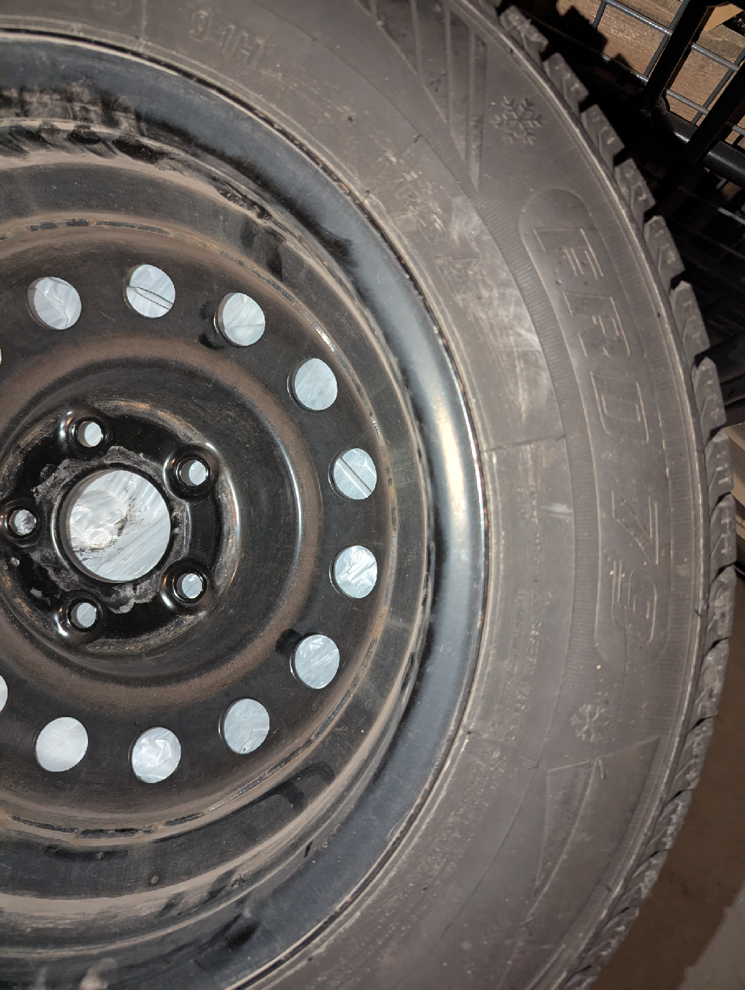 195/65R15 Studless Winter Tire on Steel Rim - photo 4