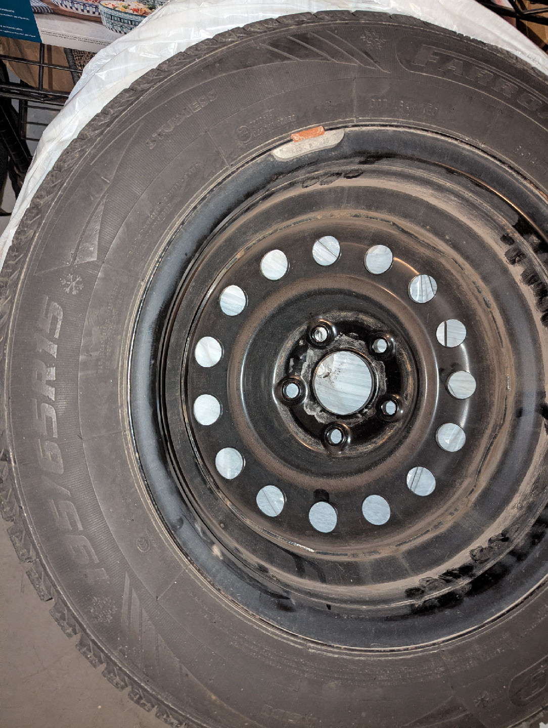 195/65R15 Studless Winter Tire on Steel Rim - photo 2