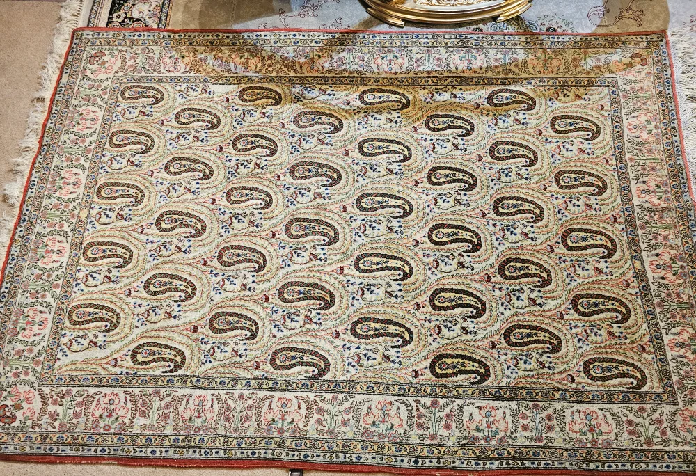 Antique hand knoted Persian Rug all wool image indicator(6)