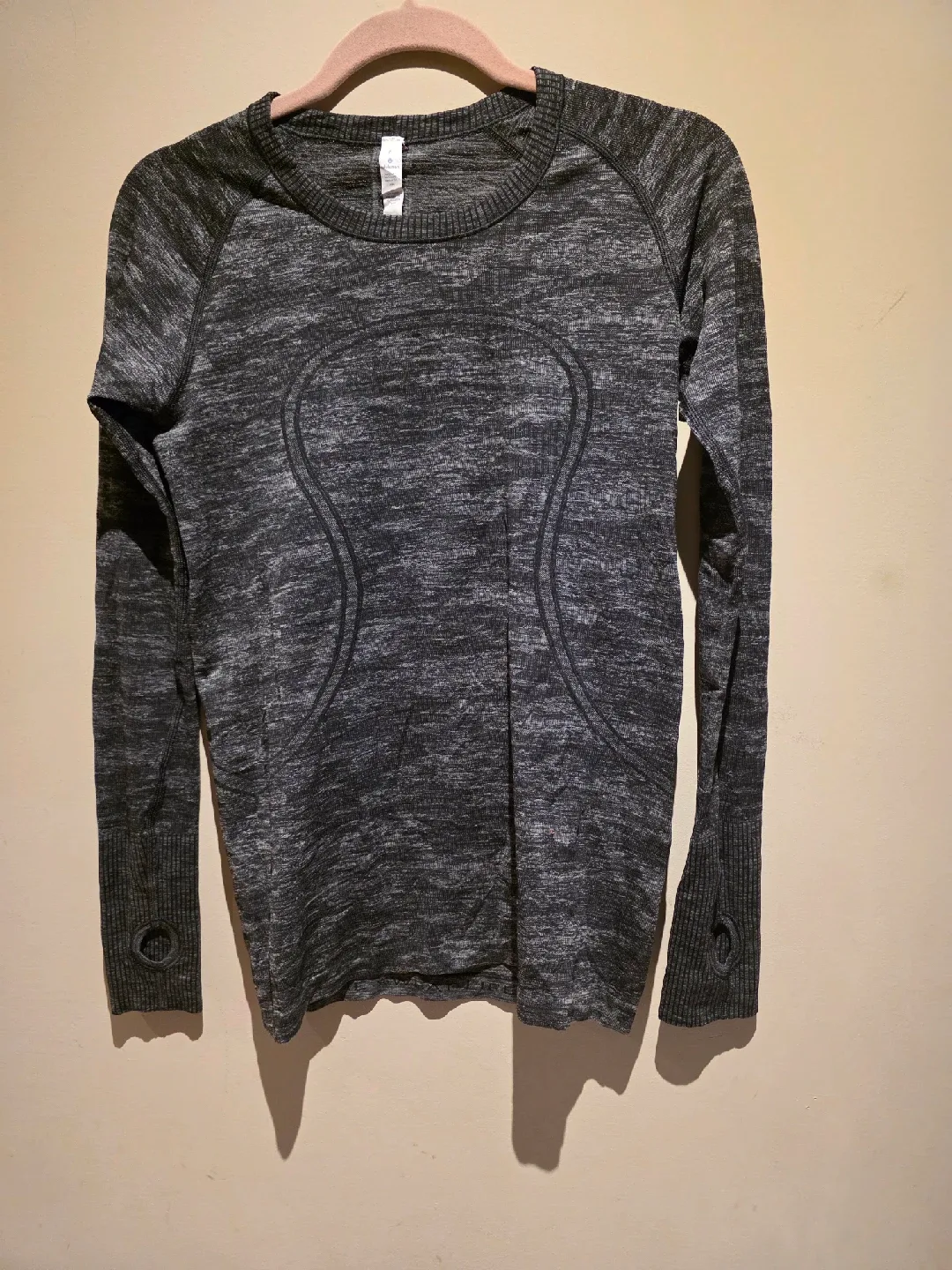 Lululemon Swiftly Tech Long Sleeve 2.0 Heathered Black thumbnail