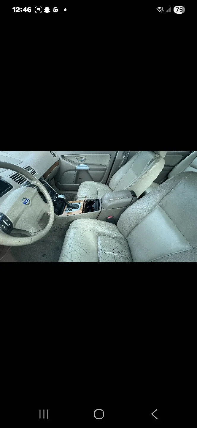 Volvo XC90 SUV - Beige 2004 image indicator(5)