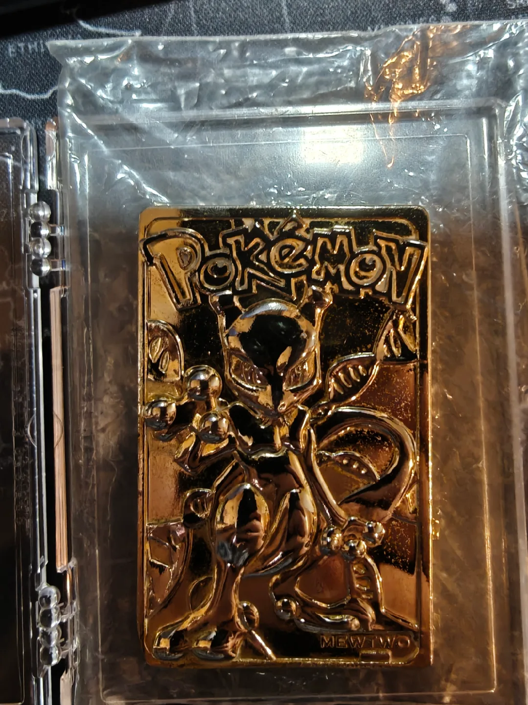 Pokemon Mewtwo Gold Metal Card thumbnail