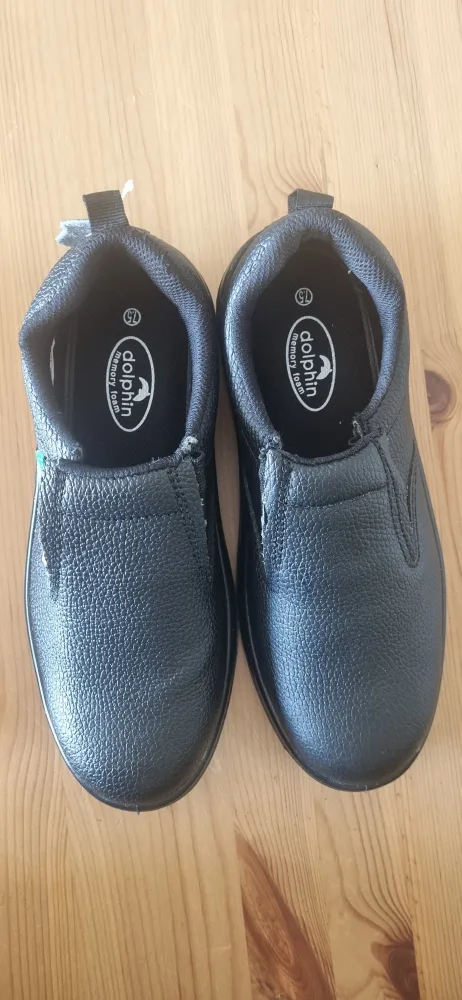 Dolphin 3-4 Black Safety Shoes - Size 7.5