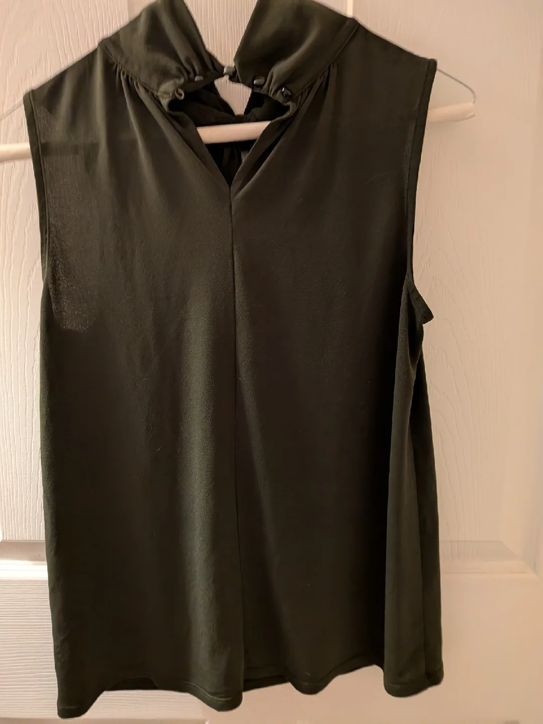 George Olive Green Sleeveless Top - Size M/M image indicator(2)