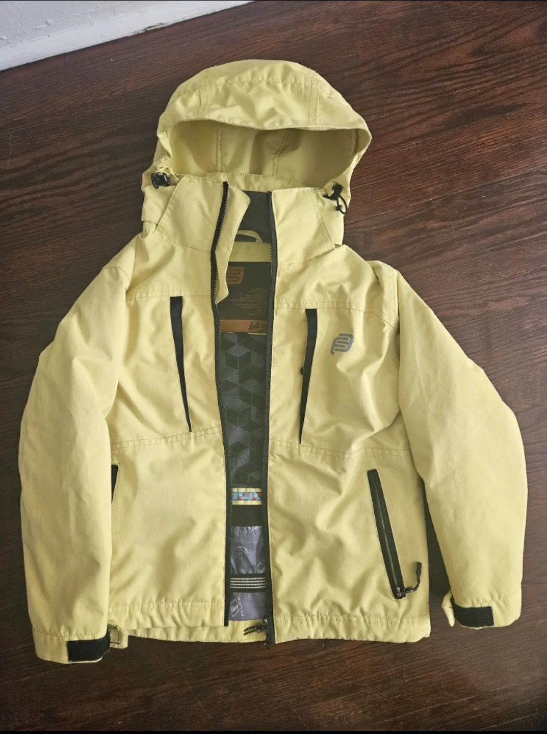 7-9yrs old Winter Jacket both for Girls& Boys thumbnail