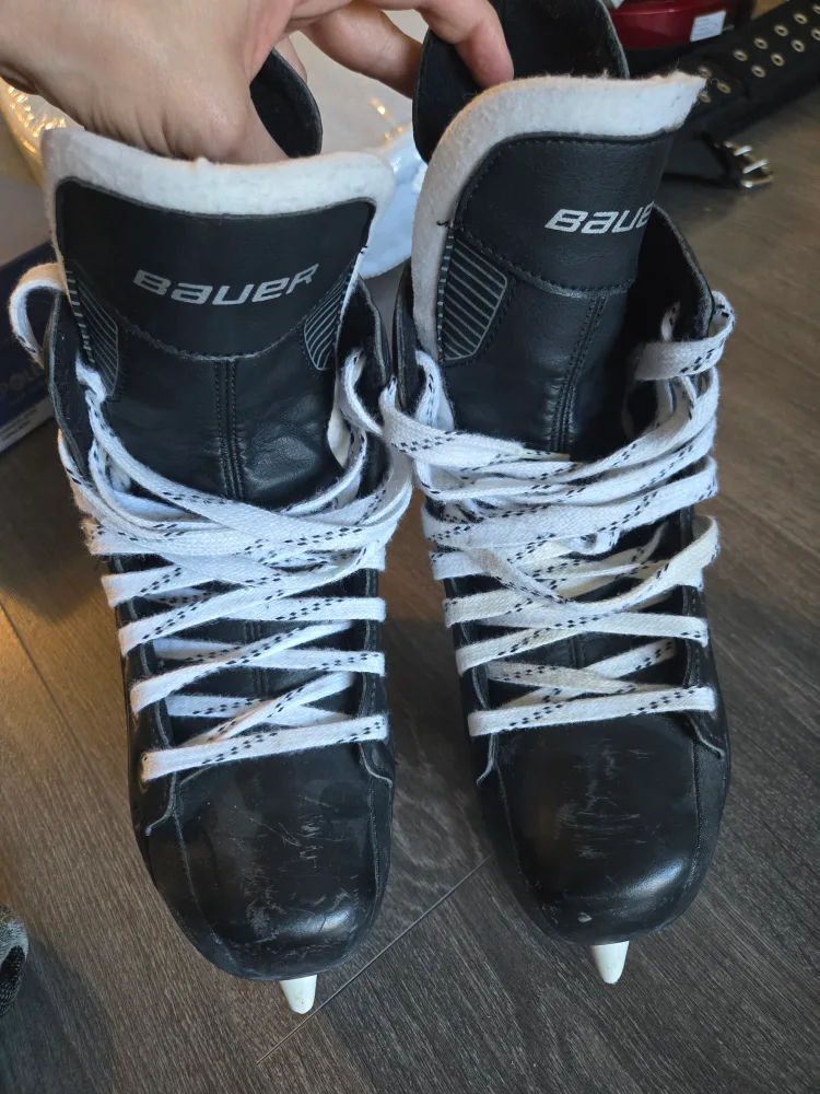 Bauer Supreme Pro Ice Skates - Size 5R image indicator(4)