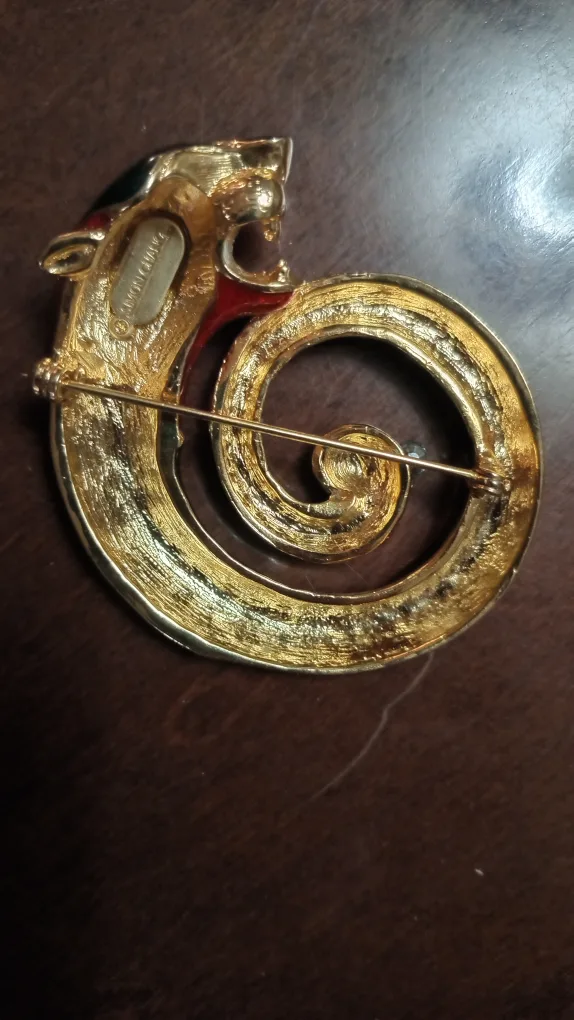 Vintage Avon Panther Brooch image indicator(2)
