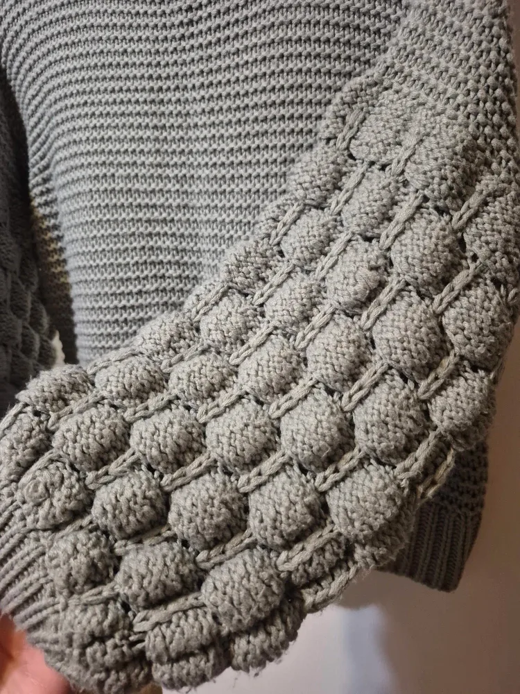 Seven Sisters Knit Sweater - Grey image indicator(2)