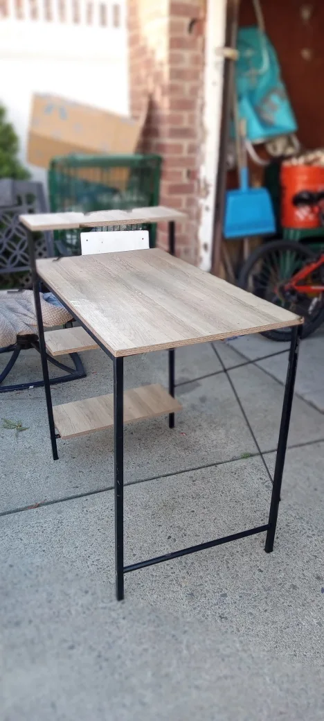 Wood and Metal Desk with Shelves image indicator(2)