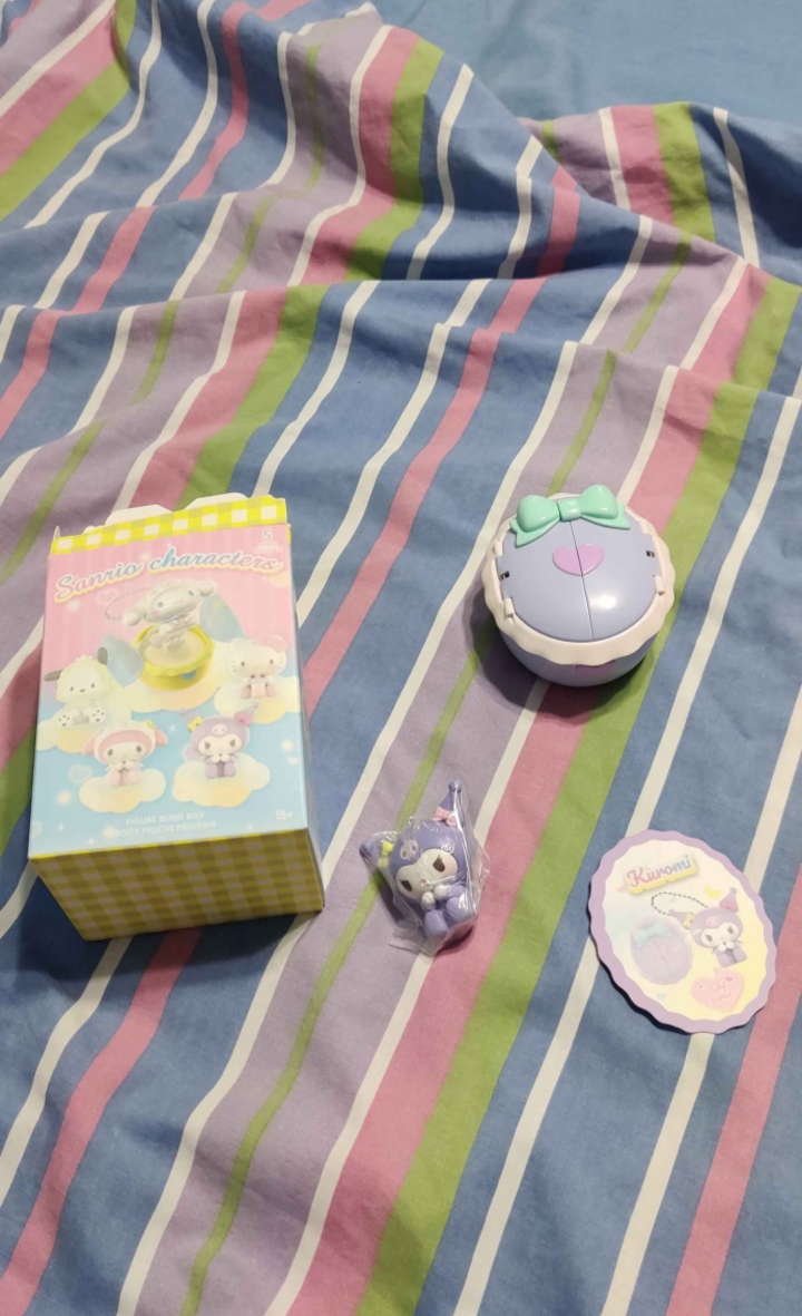 Sanrio Characters Figure Blind Box + Kuromi Keychain
