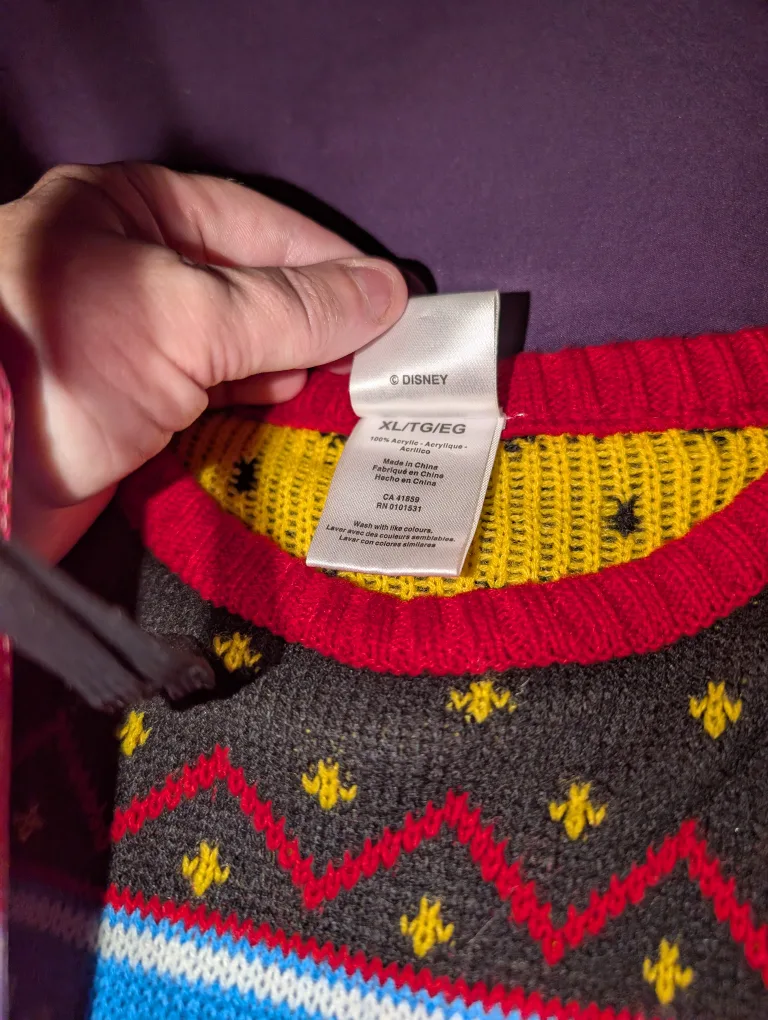 Disney Mickey Mouse Christmas Sweater - XL image indicator(3)